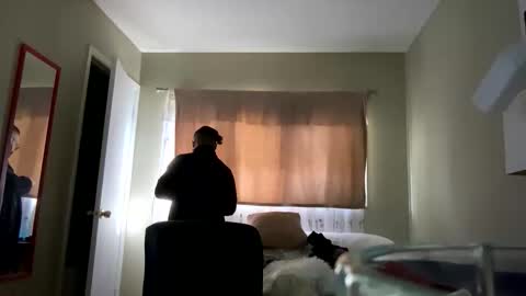 Snapshot of mik138 chatting on October 16, 5:54 pm mik138 online show from October 16, 5:54 pm