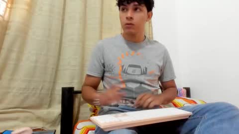 Snapshot of mikael_stor chatting on October 29, 11:24 am mikael_stor online show from October 29, 11:24 am