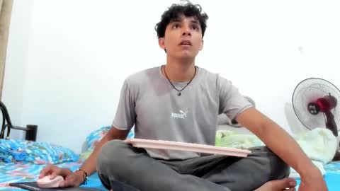 Snapshot of mikael_stor chatting on October 22, 11:58 am mikael_stor online show from October 22, 11:58 am