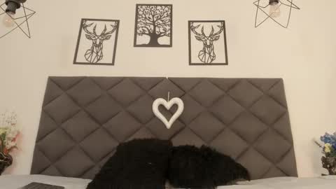 mikael online show from February 17, 4:09 am