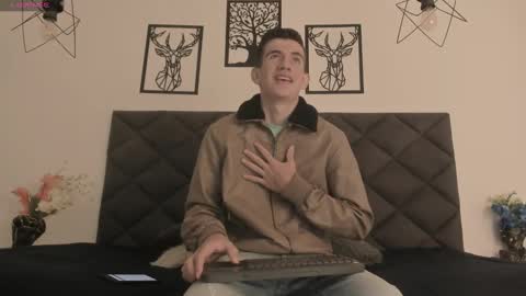 mikael online show from January 19, 4:01 am