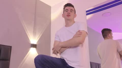 mikael online show from April 13, 7:14 pm