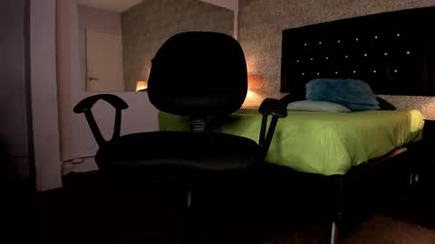 Mike2 wills online show from December 19, 4:02 am