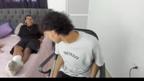 mike_master9 online show from October 13, 6:14 pm