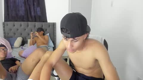 mike_master9 online show from October 15, 6:26 pm