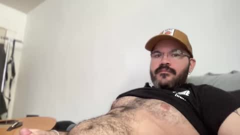 mikeatron2000 online show from December 7, 5:31 pm