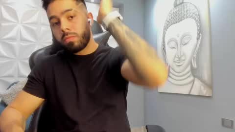 Mike Blare online show from December 31, 5:51 pm