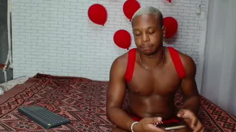 Snapshot of mikejaybr chatting on February 15, 6:55 pm         Mike Jay online show from February 15, 6:55 pm