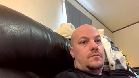 mikeylikesit2222 online show from December 25, 8:50 pm