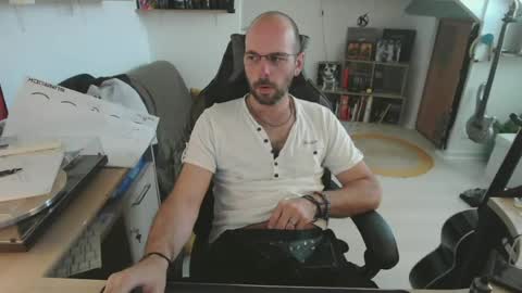 mikmik91 online show from June 25, 2:33 pm