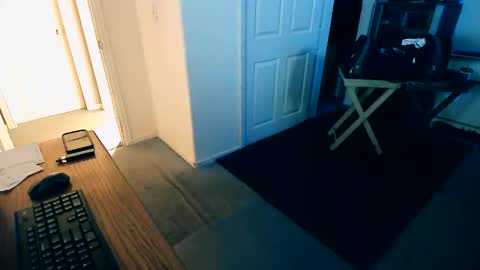 Milehi1958 online show from October 27, 9:22 am