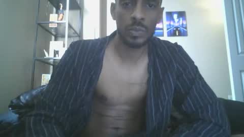 Milk Chocolate Sensei online show from February 22, 6:37 pm