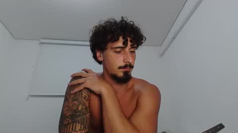 milkoffee online show from February 19, 3:14 am