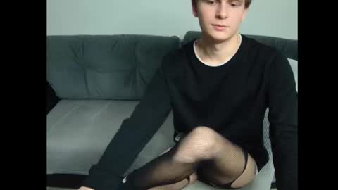 MilkRay online show from March 7, 7:05 pm