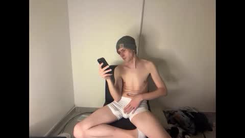 SlimnHungOH online show from April 1, 1:51 am