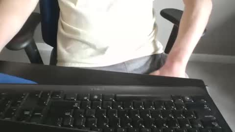 Snapshot of milwaukeebadger24 chatting on October 19, 3:15 pm milwaukeebadger24 online show from October 19, 3:15 pm