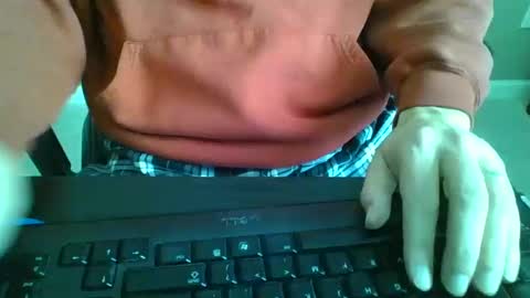 Snapshot of milwaukeebadger24 chatting on December 22, 4:27 pm milwaukeebadger24 online show from December 22, 4:27 pm