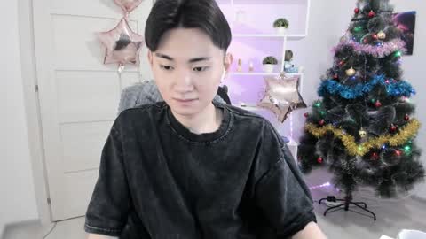              online show from December 25, 4:54 am