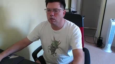 Snapshot of mistercoeur1 chatting on September 17, 7:31 am mistercoeur online show from September 17, 7:31 am