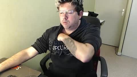 Snapshot of mistercoeur1 chatting on January 25, 8:53 pm mistercoeur online show from January 25, 8:53 pm