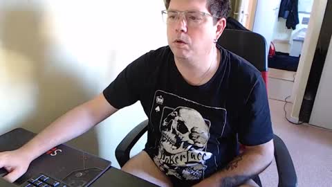 Snapshot of mistercoeur1 chatting on December 31, 1:30 pm mistercoeur online show from December 31, 1:30 pm