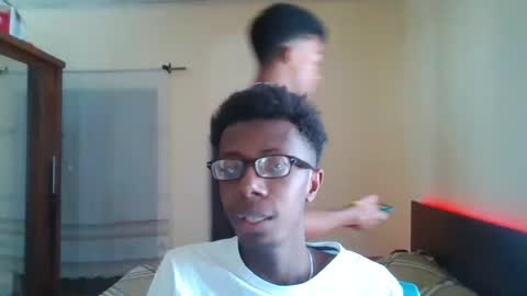 mixedboy_sexy online show from October 8, 9:02 am