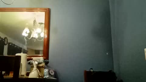 HungHandsomeSquirter online show from April 16, 8:47 am