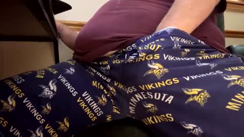 mnguy19726969 online show from September 11, 4:50 pm