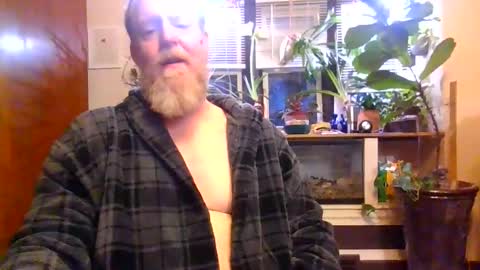 moeblick online show from December 4, 12:45 pm