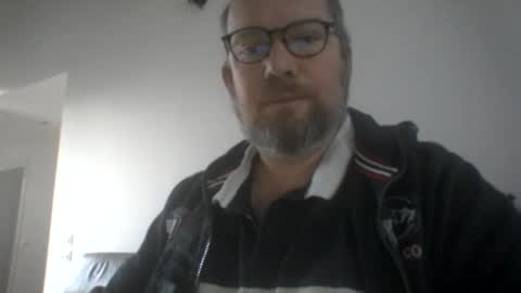 mofu781s online show from December 9, 7:50 am