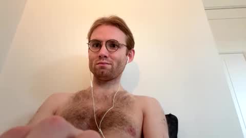 molliter online show from September 22, 1:43 pm