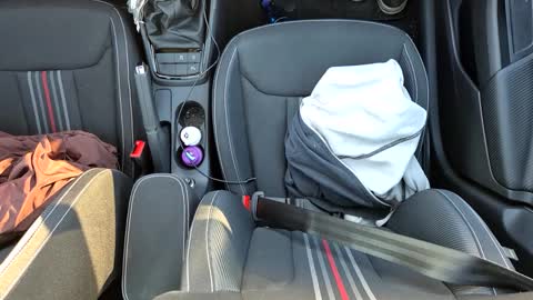 Snapshot of molnaratti14 chatting on December 28, 9:52 am Oszkr online show from December 28, 9:52 am