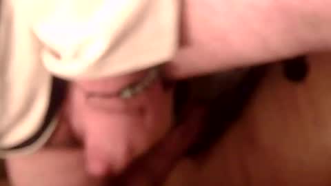 Snapshot of mommy8992 chatting on December 15, 11:20 pm Tommy online show from December 15, 11:20 pm