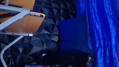 Snapshot of monster_huge_cock chatting on October 9, 2:38 am dorian online show from October 9, 2:38 am