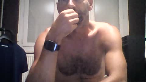 montmasse online show from July 1, 8:09 pm