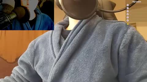 Moonsire online show from January 13, 8:05 am