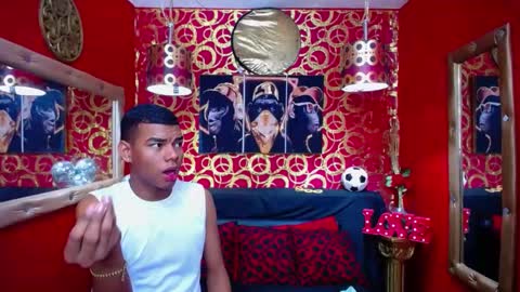 Snapshot of morenoblack23cm chatting on January 27, 7:13 pm duohot23 online show from January 27, 7:13 pm