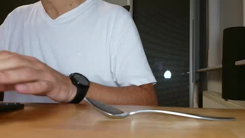 Morris online show from October 23, 8:07 am