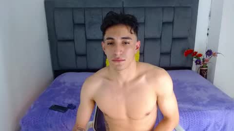 santii online show from January 31, 7:11 pm