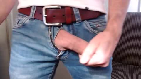 Snapshot of mountainmanny chatting on December 28, 3:48 pm Manny online show from December 28, 3:48 pm