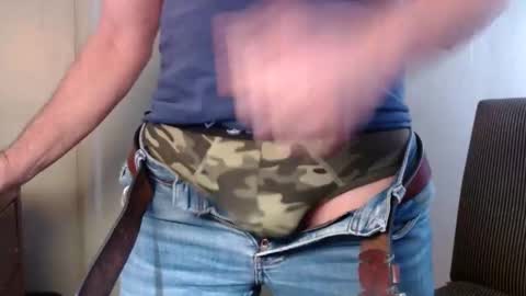 Snapshot of mountainmanny chatting on February 9, 9:06 pm Manny online show from February 9, 9:06 pm