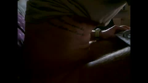 Snapshot of mowgli1977 chatting on December 28, 8:37 am mowgli1977 online show from December 28, 8:37 am