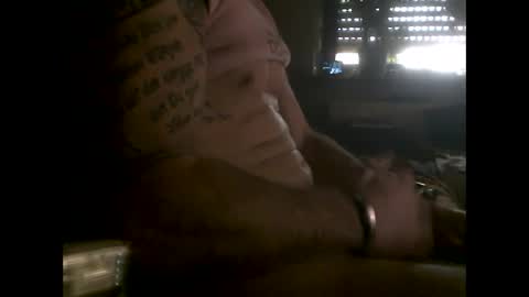 Snapshot of mowgli1977 chatting on January 29, 11:30 am mowgli1977 online show from January 29, 11:30 am