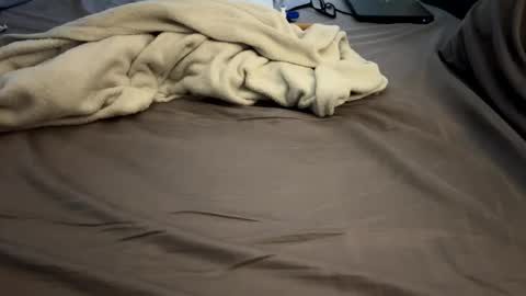 Sequoia-Cocked Hombre de Sur online show from February 21, 6:53 pm