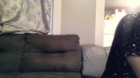 Snapshot of mr8plus chatting on September 10, 12:09 am Mr8 online show from September 10, 12:09 am