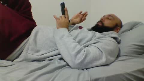 Snapshot of mr8plus chatting on January 12, 2:14 am Mr8 online show from January 12, 2:14 am