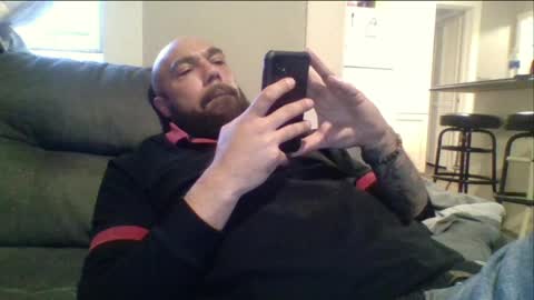 Mr8 online show from April 2, 11:56 pm