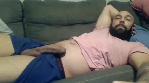 Snapshot of mr8plus chatting on February 13, 11:04 pm Mr8 online show from February 13, 11:04 pm