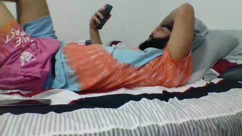 Snapshot of mr8plus chatting on January 8, 5:16 am Mr8 online show from January 8, 5:16 am