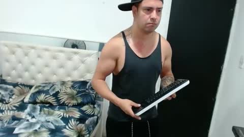 mr__joselo online show from September 10, 6:34 am